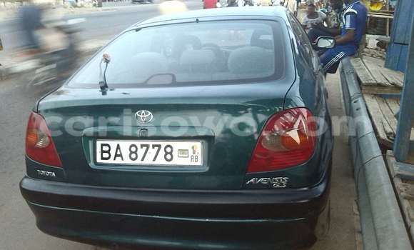 Buy Used Toyota Avensis Green Car in Abomey Calavi in Benign Buy Used Toyota Avensis Green Car in Abomey Calavi in Benign