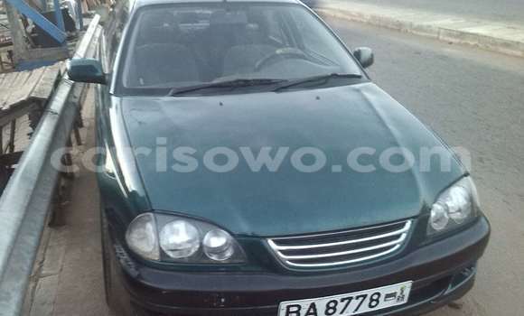 Buy Used Toyota Avensis Green Car in Abomey Calavi in Benign Buy Used Toyota Avensis Green Car in Abomey Calavi in Benign