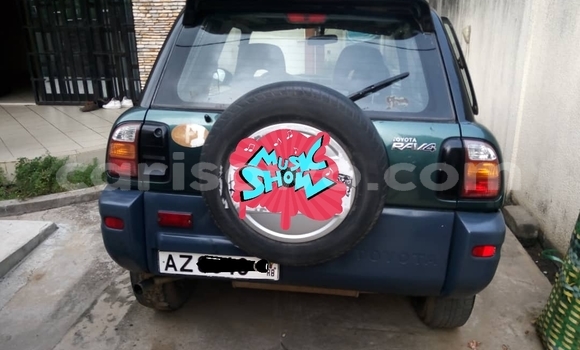 Sayi Na hannu Toyota RAV4 Green Mota in Cotonou a Benin Sayi Na hannu Toyota RAV4 Green Mota in Cotonou a Benin