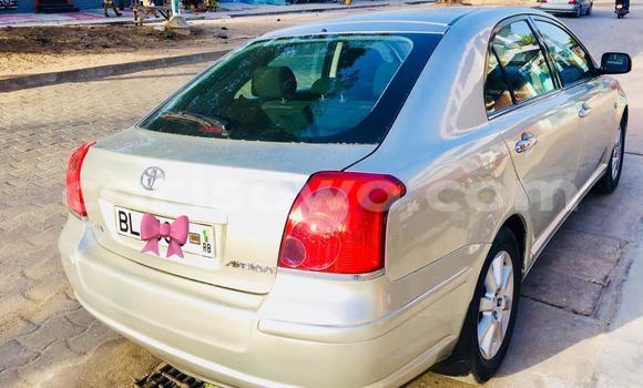 Ra Àlòkù Toyota Avensis Silver Ọkọ̀ in Cotonou ni Benin Ra Àlòkù Toyota Avensis Silver Ọkọ̀ in Cotonou ni Benin