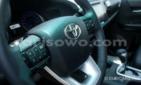 Sayi Imported Toyota Hilux Black Mota in Import - Dubai a Benin Sayi Imported Toyota Hilux Black Mota in Import - Dubai a Benin