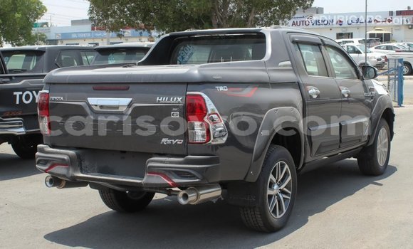 Sayi Imported Toyota Hilux Black Mota in Import - Dubai a Benin Sayi Imported Toyota Hilux Black Mota in Import - Dubai a Benin