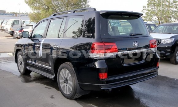 Ra Imported Toyota Land Cruiser Black Ọkọ̀ in Import - Dubai ni Benin Ra Imported Toyota Land Cruiser Black Ọkọ̀ in Import - Dubai ni Benin