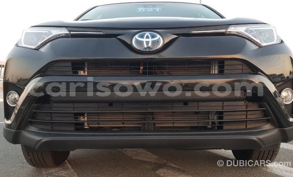 Acheter Import Utilitaire Toyota HiAce Noir à Import - Dubai, Benin Acheter Import Utilitaire Toyota HiAce Noir à Import - Dubai, Benin