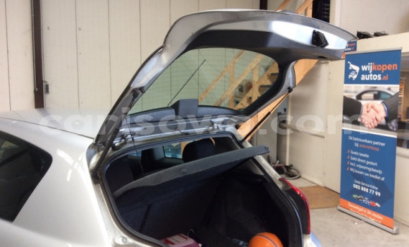 Acheter Occasion Voiture Toyota Corolla Gris à Cotonou, Benin Acheter Occasion Voiture Toyota Corolla Gris à Cotonou, Benin