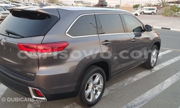 Buy Import Toyota Highlander Other Car in Import - Dubai in Benign Buy Import Toyota Highlander Other Car in Import - Dubai in Benign