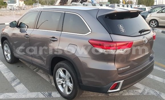 Buy Import Toyota Highlander Other Car in Import - Dubai in Benign Buy Import Toyota Highlander Other Car in Import - Dubai in Benign