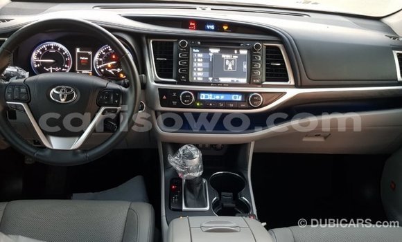 Buy Import Toyota Highlander Other Car in Import - Dubai in Benign Buy Import Toyota Highlander Other Car in Import - Dubai in Benign