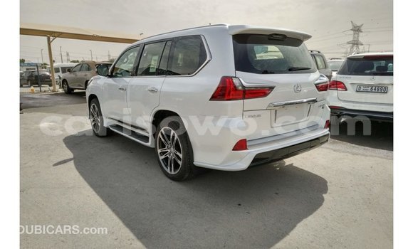 Sayi Imported Lexus LX Red Mota in Import - Dubai a Benin Sayi Imported Lexus LX Red Mota in Import - Dubai a Benin