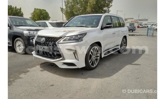 Sayi Imported Lexus LX Red Mota in Import - Dubai a Benin Sayi Imported Lexus LX Red Mota in Import - Dubai a Benin