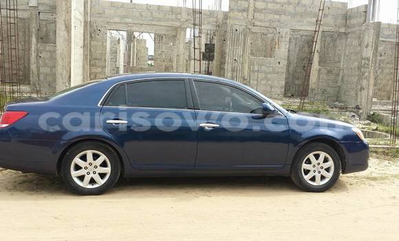 Acheter Occasion Voiture Toyota Avalon Bleu à Abomey Calavi au Benin Acheter Occasion Voiture Toyota Avalon Bleu à Abomey Calavi au Benin