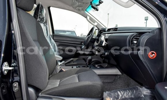 Acheter Neuf Voiture Toyota Hilux Noir à Abomey, Benin Acheter Neuf Voiture Toyota Hilux Noir à Abomey, Benin