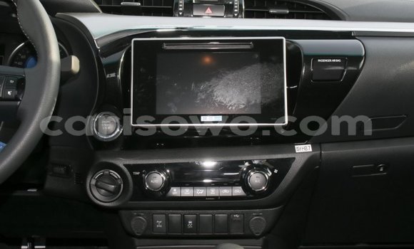 Acheter Neuf Voiture Toyota Hilux Noir à Abomey Calavi, Benin Acheter Neuf Voiture Toyota Hilux Noir à Abomey Calavi, Benin