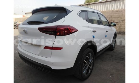 Buy Import Hyundai Tucson White Car in Import - Dubai in Benign Buy Import Hyundai Tucson White Car in Import - Dubai in Benign