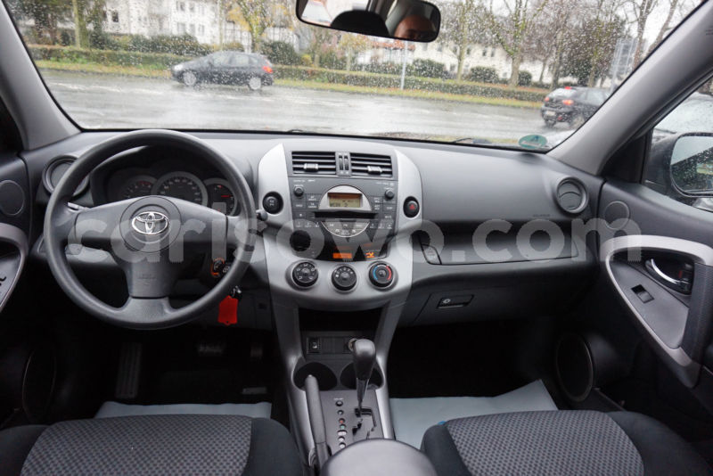 Big with watermark 563254124 6