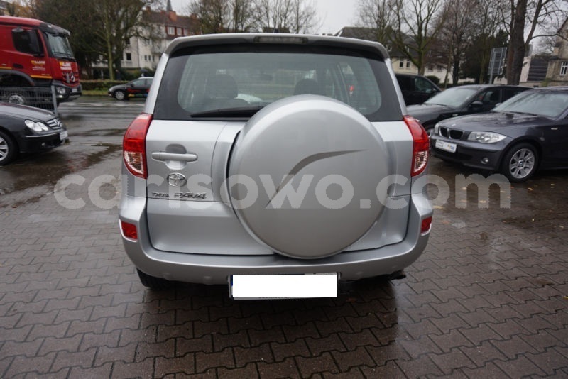 Big with watermark 563254124 10