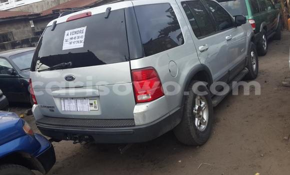 Sayi Na hannu Ford Focus Azurfa Mota in Savalou a Benin