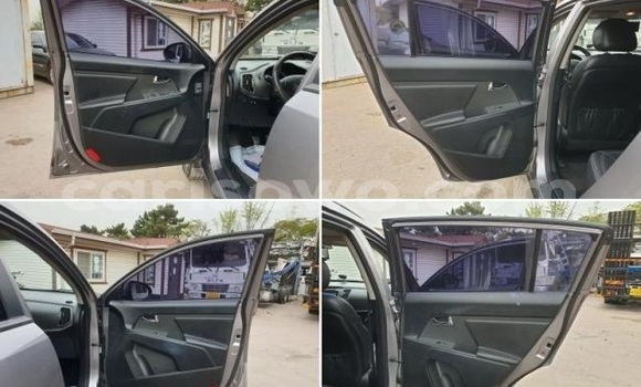 Acheter Occasion Voiture Kia Sportage Gris à Cotonou, Benin Acheter Occasion Voiture Kia Sportage Gris à Cotonou, Benin