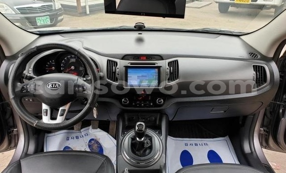 Acheter Occasion Voiture Kia Sportage Gris à Cotonou, Benin Acheter Occasion Voiture Kia Sportage Gris à Cotonou, Benin