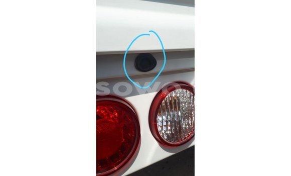 Ra Imported Kia Carens funfun Ọkọ̀ in Import - Dubai ni Benin Ra Imported Kia Carens funfun Ọkọ̀ in Import - Dubai ni Benin