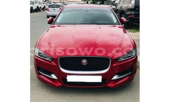 Sayi Imported Jaguar XE Red Mota in Import - Dubai a Benin