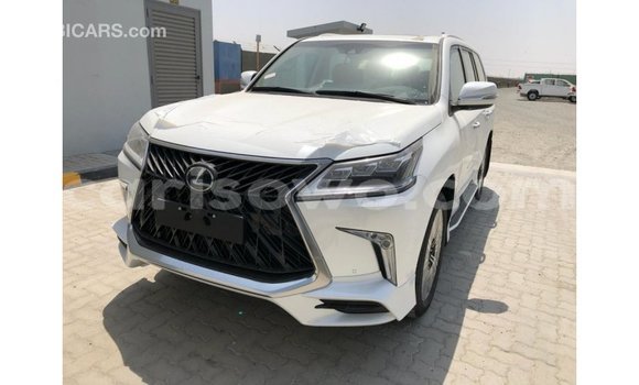 Ra Imported Lexus LX funfun Ọkọ̀ in Import - Dubai ni Benin Ra Imported Lexus LX funfun Ọkọ̀ in Import - Dubai ni Benin