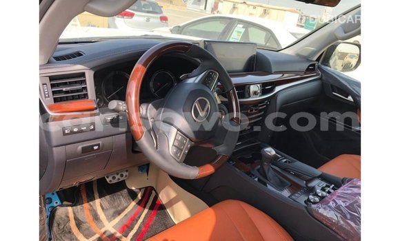 Ra Imported Lexus LX funfun Ọkọ̀ in Import - Dubai ni Benin Ra Imported Lexus LX funfun Ọkọ̀ in Import - Dubai ni Benin