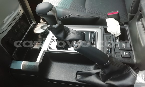 Acheter Neuf Voiture Toyota Prado Noir à Abomey, Benin Acheter Neuf Voiture Toyota Prado Noir à Abomey, Benin