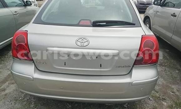 Sayi Na hannu Toyota Avensis Azurfa Mota in Cotonou a Benin Sayi Na hannu Toyota Avensis Azurfa Mota in Cotonou a Benin