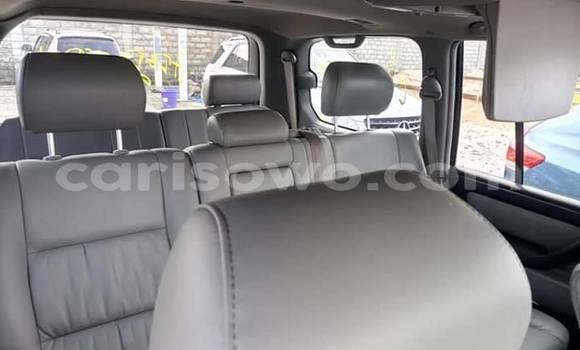 Sayi Na hannu Toyota Land Cruiser Azurfa Mota in Cotonou a Benin Sayi Na hannu Toyota Land Cruiser Azurfa Mota in Cotonou a Benin