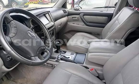 Sayi Na hannu Toyota Land Cruiser Azurfa Mota in Cotonou a Benin Sayi Na hannu Toyota Land Cruiser Azurfa Mota in Cotonou a Benin