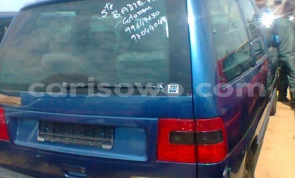 Sayi Na hannu Citroen 2CV Blue Mota in Cotonou a Benin Sayi Na hannu Citroen 2CV Blue Mota in Cotonou a Benin