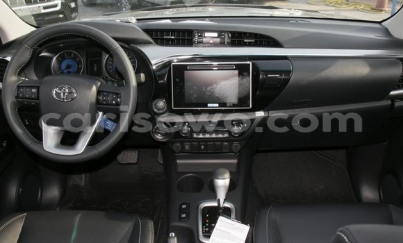 Acheter Neuf Voiture Toyota Hilux Gris à Abomey, Benin Acheter Neuf Voiture Toyota Hilux Gris à Abomey, Benin