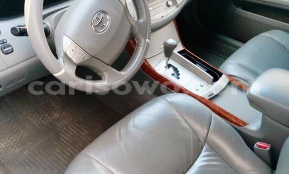 Sayi Na hannu Toyota Avalon Azurfa Mota in Cotonou a Benin Sayi Na hannu Toyota Avalon Azurfa Mota in Cotonou a Benin