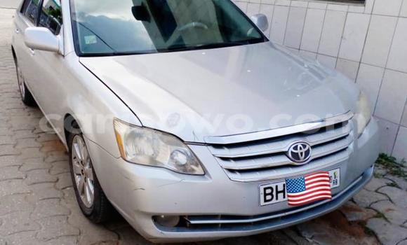 Sayi Na hannu Toyota Avalon Azurfa Mota in Cotonou a Benin Sayi Na hannu Toyota Avalon Azurfa Mota in Cotonou a Benin
