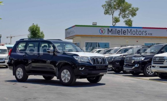 Acheter Neuf Voiture Toyota Land Cruiser Prado Noir à Abomey, Benin Acheter Neuf Voiture Toyota Land Cruiser Prado Noir à Abomey, Benin