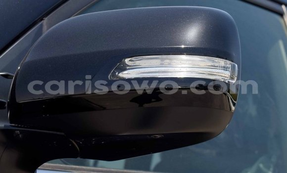 Acheter Neuf Voiture Toyota Land Cruiser Noir à Abomey Calavi, Benin Acheter Neuf Voiture Toyota Land Cruiser Noir à Abomey Calavi, Benin