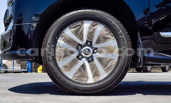 Acheter Neuf Voiture Toyota Land Cruiser Noir à Abomey Calavi, Benin Acheter Neuf Voiture Toyota Land Cruiser Noir à Abomey Calavi, Benin