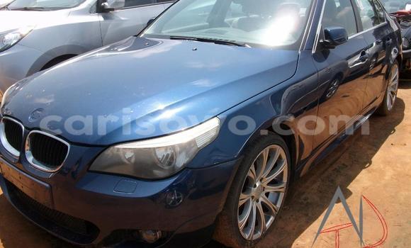 Sayi Na hannu BMW 5–Series Black Mota in Cotonou a Benin