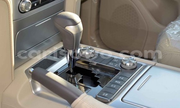 Acheter Neuf Voiture Toyota Land Cruiser Noir à Abomey, Benin Acheter Neuf Voiture Toyota Land Cruiser Noir à Abomey, Benin