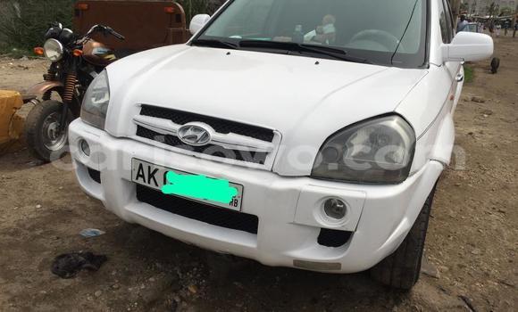 Buy Used Hyundai Tucson White Car in Cotonou in Benign Buy Used Hyundai Tucson White Car in Cotonou in Benign