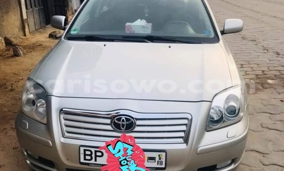 Ra Àlòkù Toyota Avensis Silver Ọkọ̀ in Cotonou ni Benin Ra Àlòkù Toyota Avensis Silver Ọkọ̀ in Cotonou ni Benin