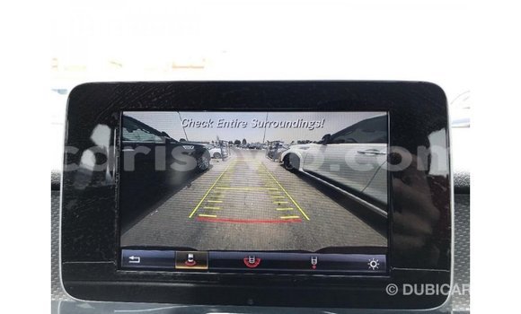 Acheter Import Voiture Mercedes-Benz 250 Bleu à Import - Dubai, Benin Acheter Import Voiture Mercedes-Benz 250 Bleu à Import - Dubai, Benin