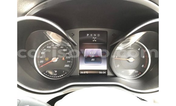 Acheter Import Voiture Mercedes-Benz 250 Bleu à Import - Dubai, Benin Acheter Import Voiture Mercedes-Benz 250 Bleu à Import - Dubai, Benin