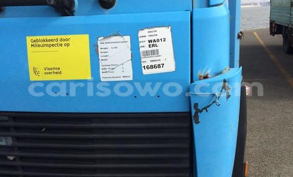 Buy Used Renault Scenic Blue Car in Savalou in Benign Buy Used Renault Scenic Blue Car in Savalou in Benign