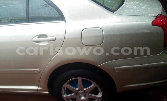 Ra Àlòkù Toyota Avensis Silver Ọkọ̀ in Cotonou ni Benin Ra Àlòkù Toyota Avensis Silver Ọkọ̀ in Cotonou ni Benin
