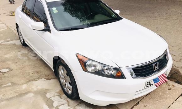 Acheter Occasion Voiture Honda Accord Blanc à Cotonou, Benin Acheter Occasion Voiture Honda Accord Blanc à Cotonou, Benin