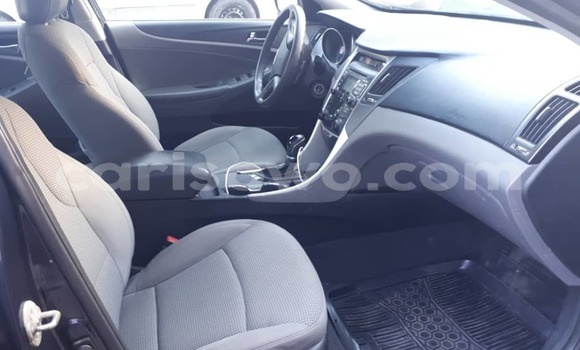 Sayi Na hannu Hyundai Sonata Black Mota in Cotonou a Benin Sayi Na hannu Hyundai Sonata Black Mota in Cotonou a Benin