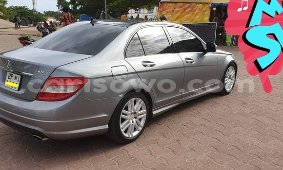 Ra Àlòkù Mercedes-Benz C–Class Blue Ọkọ̀ in Cotonou ni Benin Ra Àlòkù Mercedes-Benz C–Class Blue Ọkọ̀ in Cotonou ni Benin