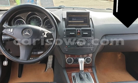 Ra Àlòkù Mercedes-Benz C–Class Blue Ọkọ̀ in Cotonou ni Benin Ra Àlòkù Mercedes-Benz C–Class Blue Ọkọ̀ in Cotonou ni Benin